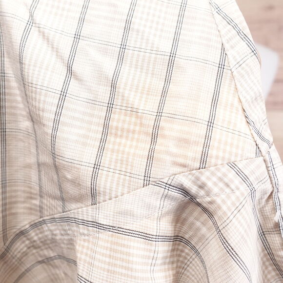 ROUNDTREE & YORKE SHORT SLEEVE BEIGE PLAID BUTTON DOWN SHIRT MENS SZ L - Picture 7 of 9